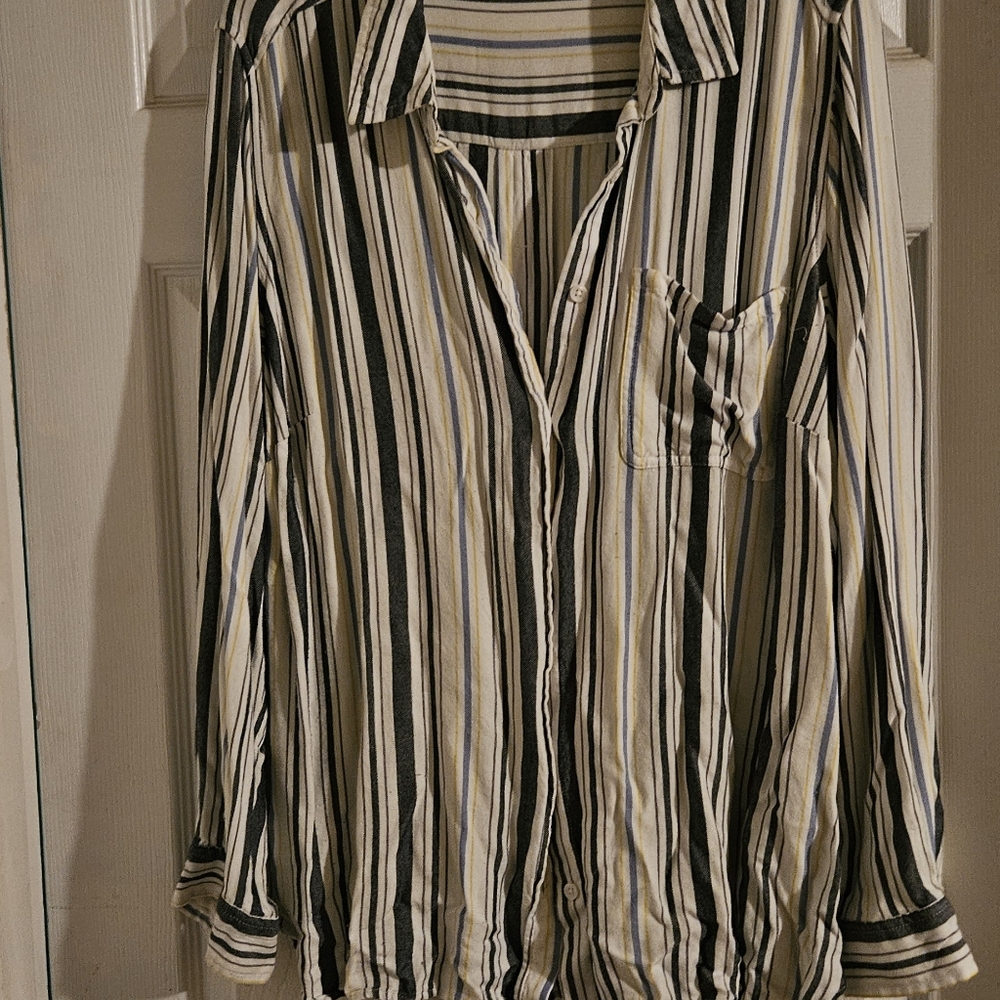 Women's button-down top / 1X